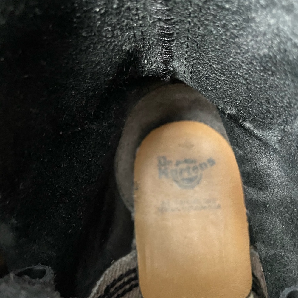 Dr. Martens smooth black leather 1490's - Picture 10 of 12